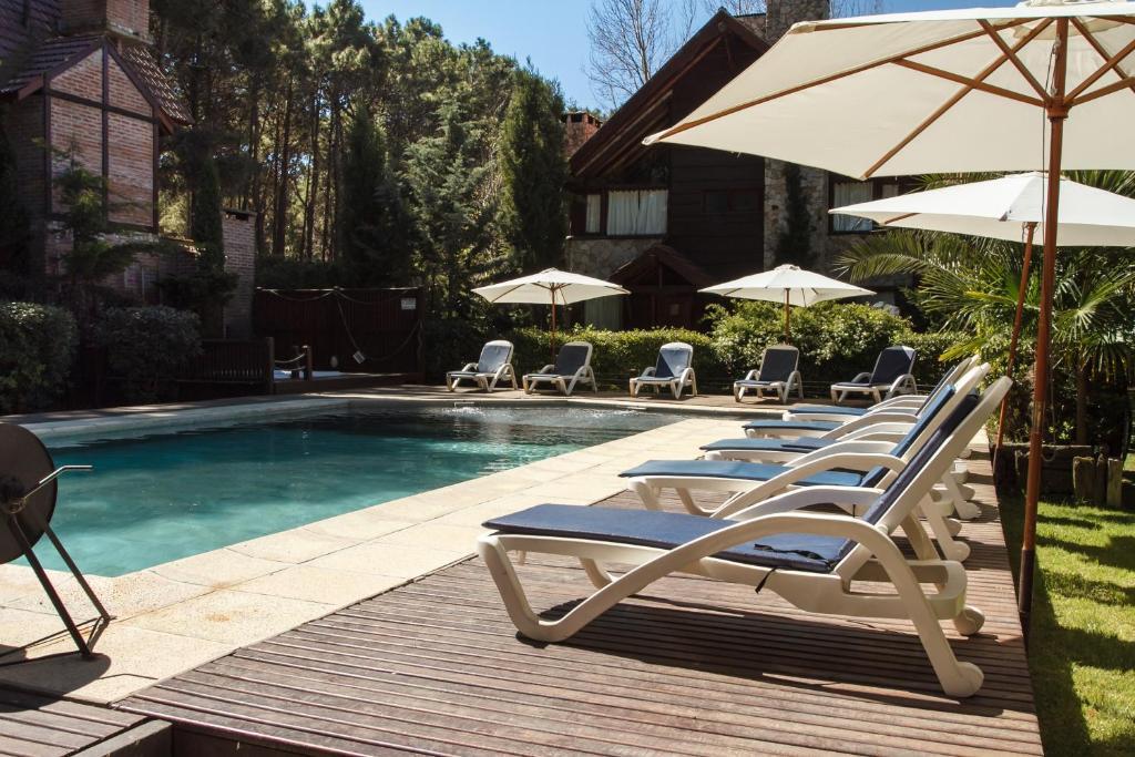 Cabanas Del Bosque Balneario Mar Azul Extérieur photo